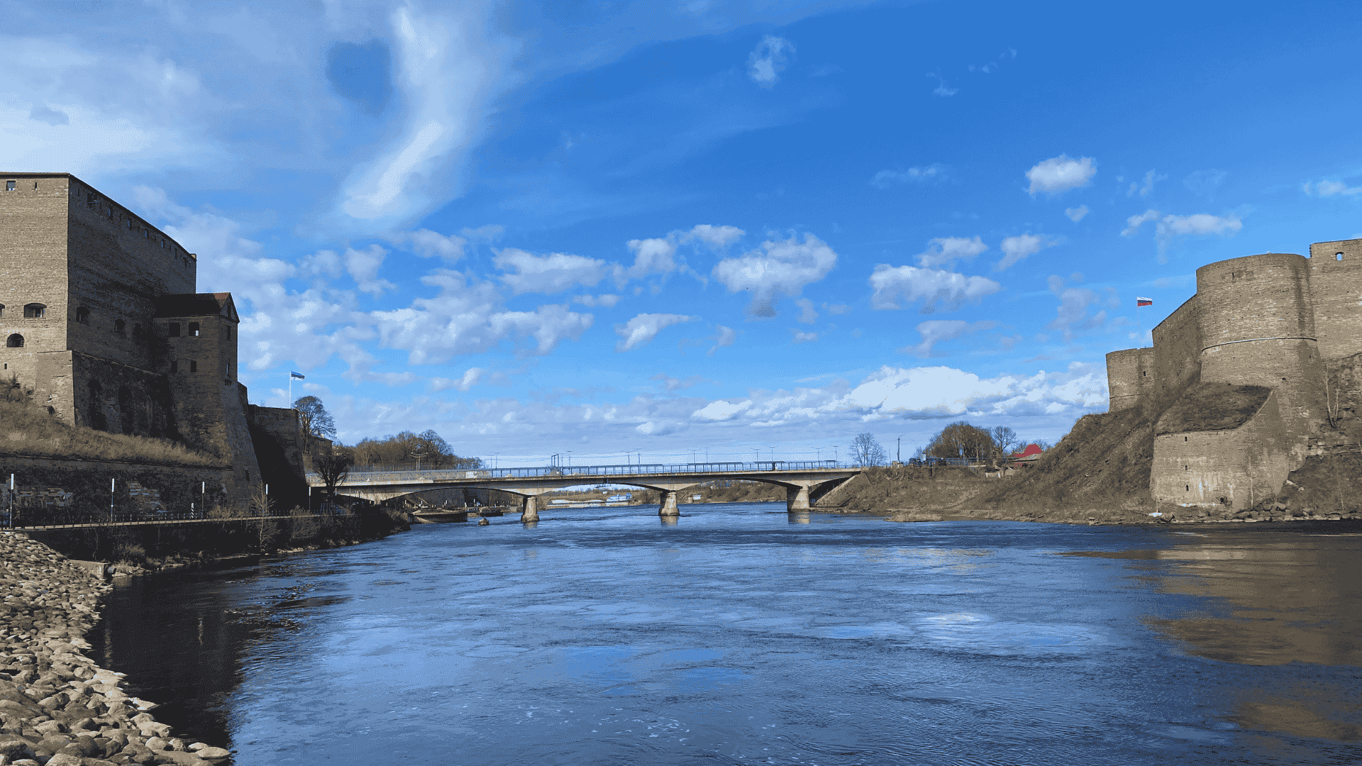 The Narva River between the Estonia city of Narva and Ivangorod in Russia. Narva, Estonia, April 2026. (Peder Schaefer)